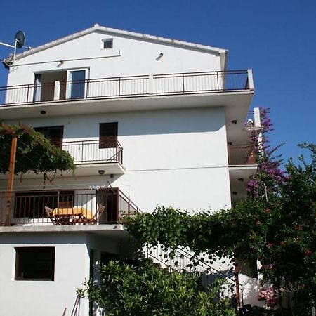 Apartmani Mladina Jelsa  Luaran gambar