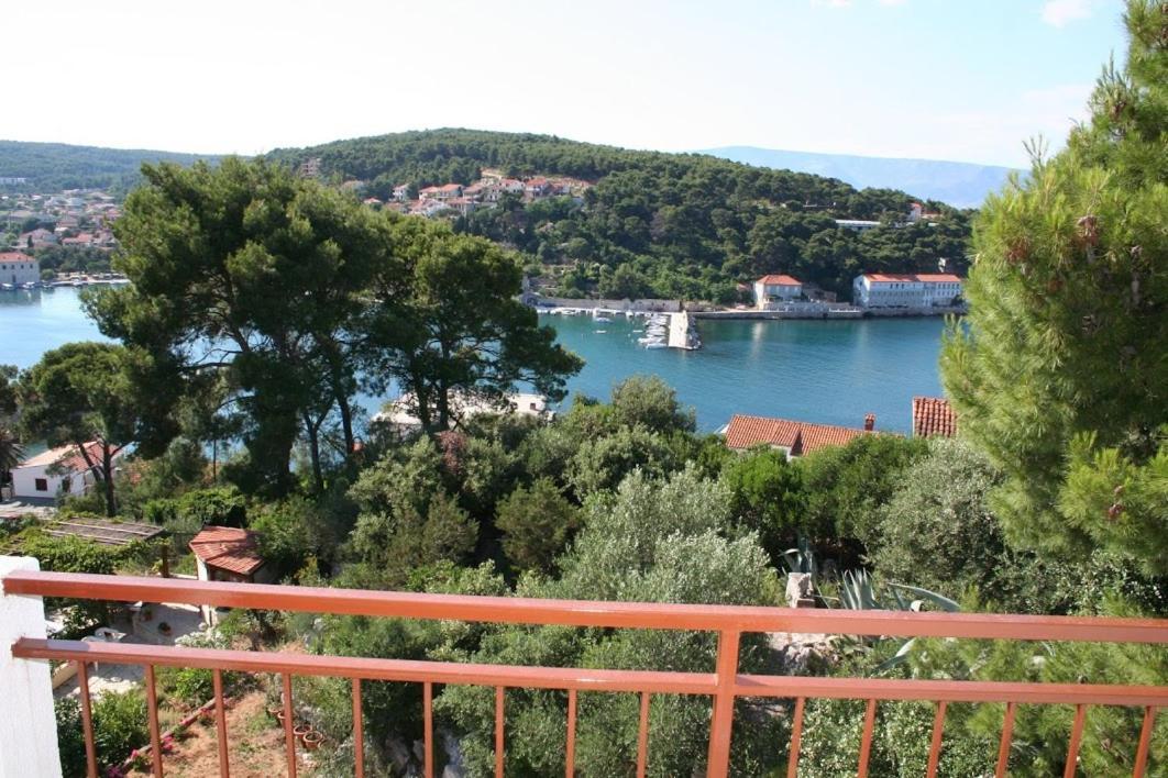 Apartmani Mladina Jelsa  Luaran gambar